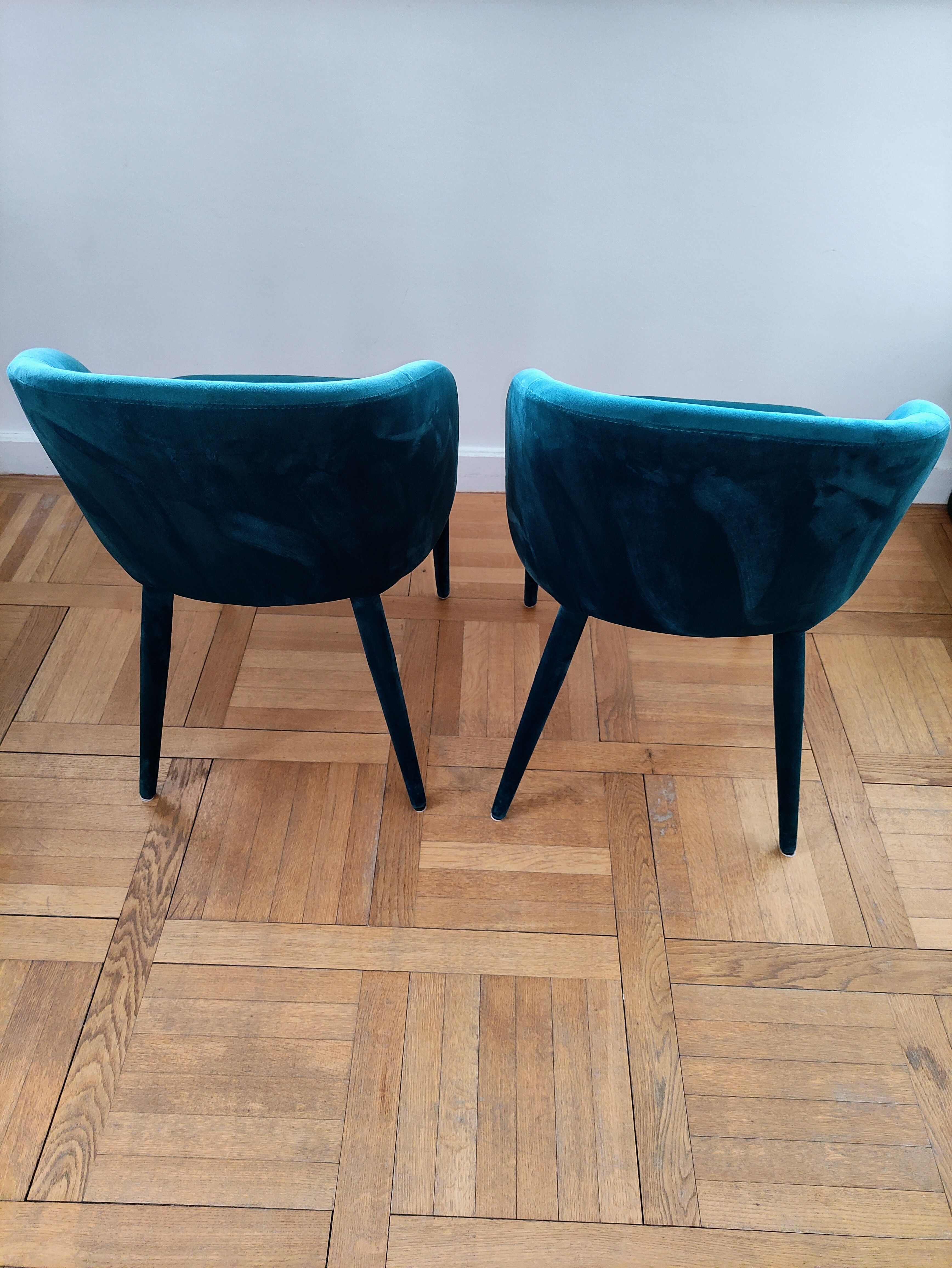 2 velvet table chairs - Perfect condition