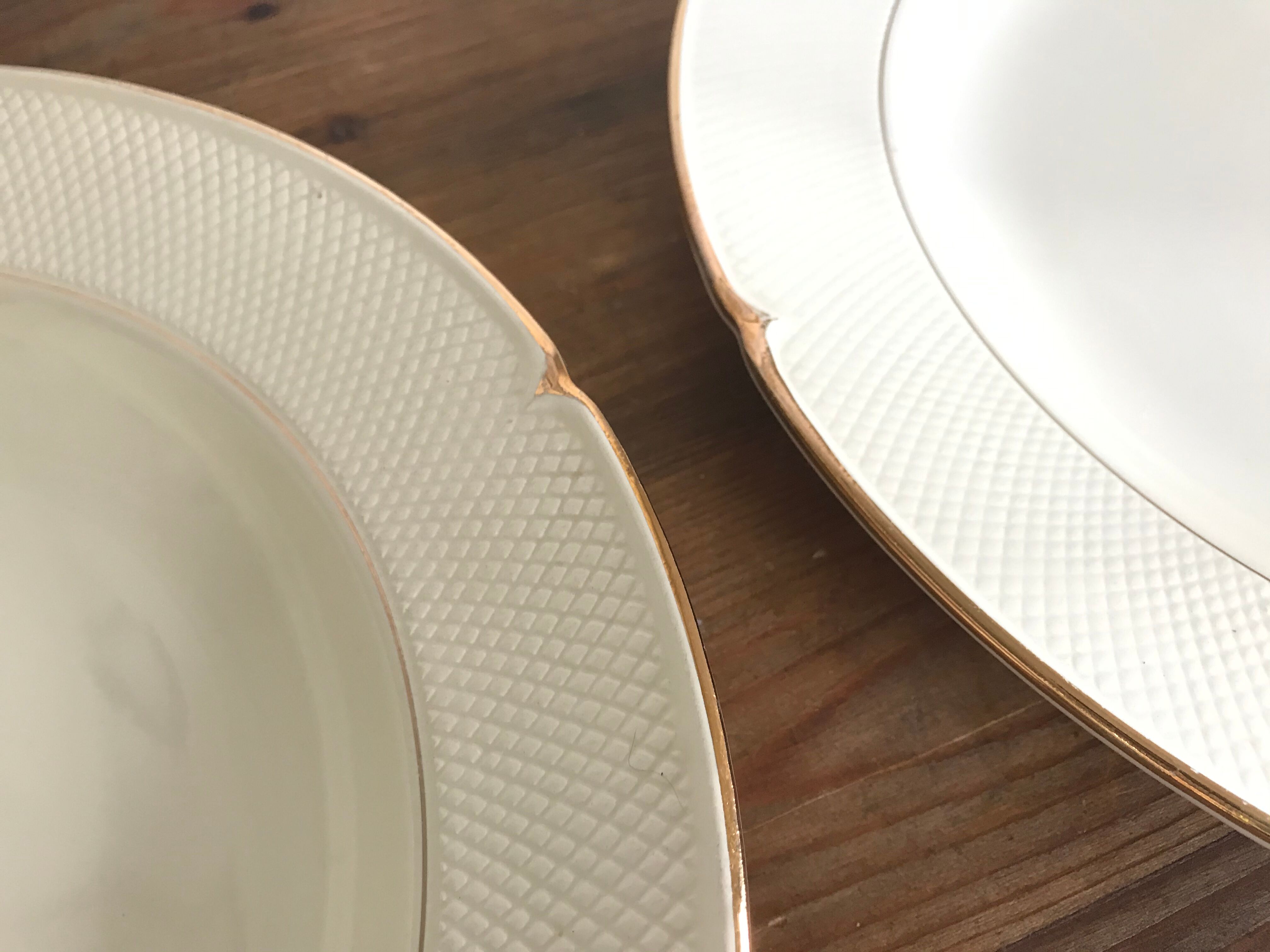 Round plates Iron Earth Salins