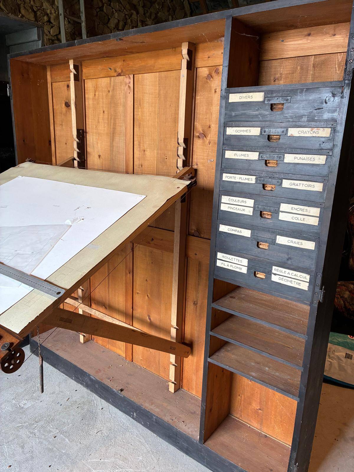 Architect furniture wardrobe and drawer supplies