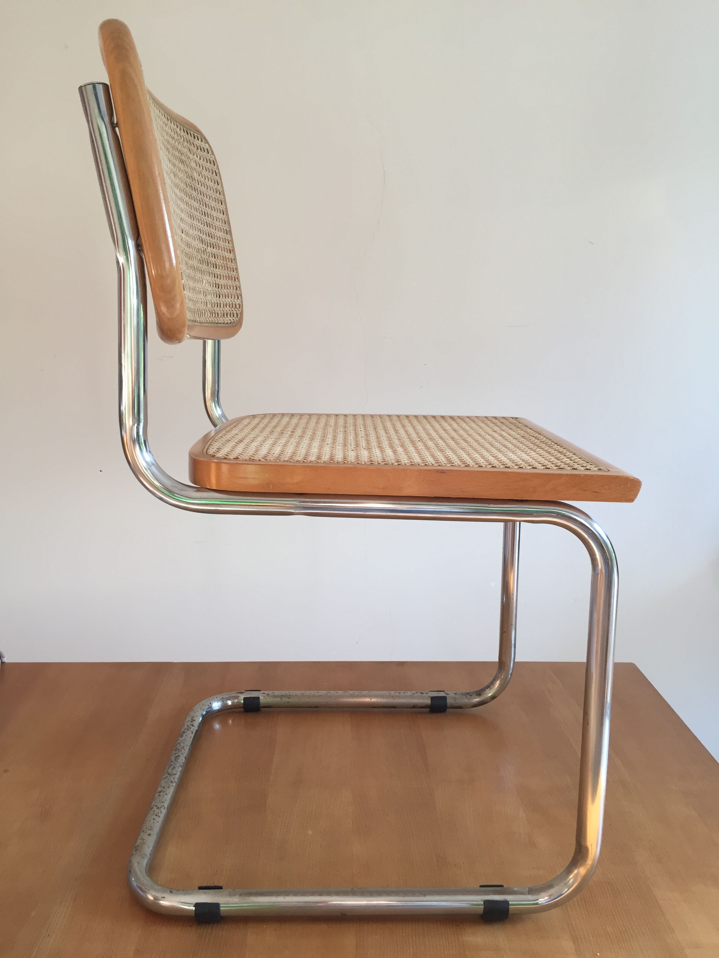 Chaise B32 bois et cannage Marcel Breuer vintage