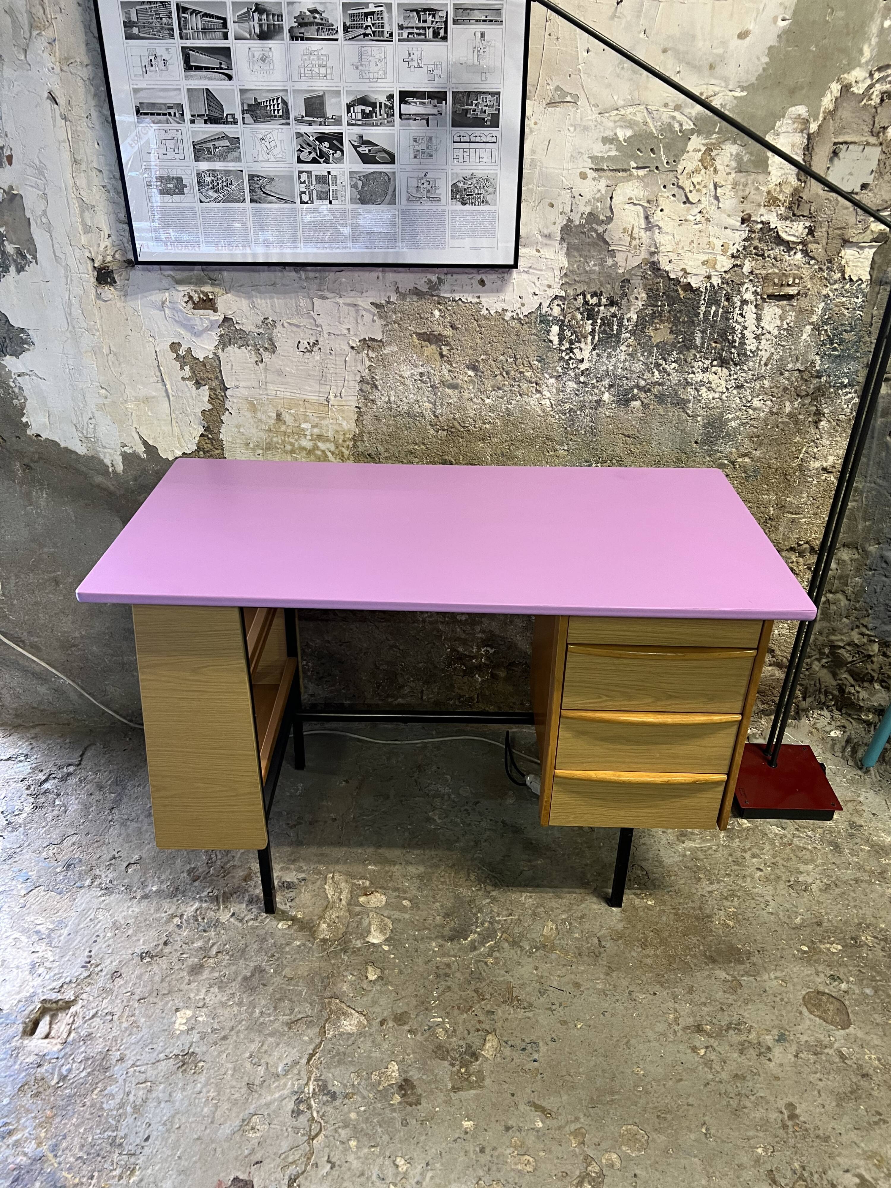 Modernist office in formica