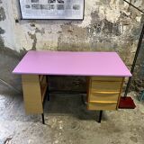 Modernist office in formica