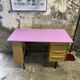Bureau moderniste en formica