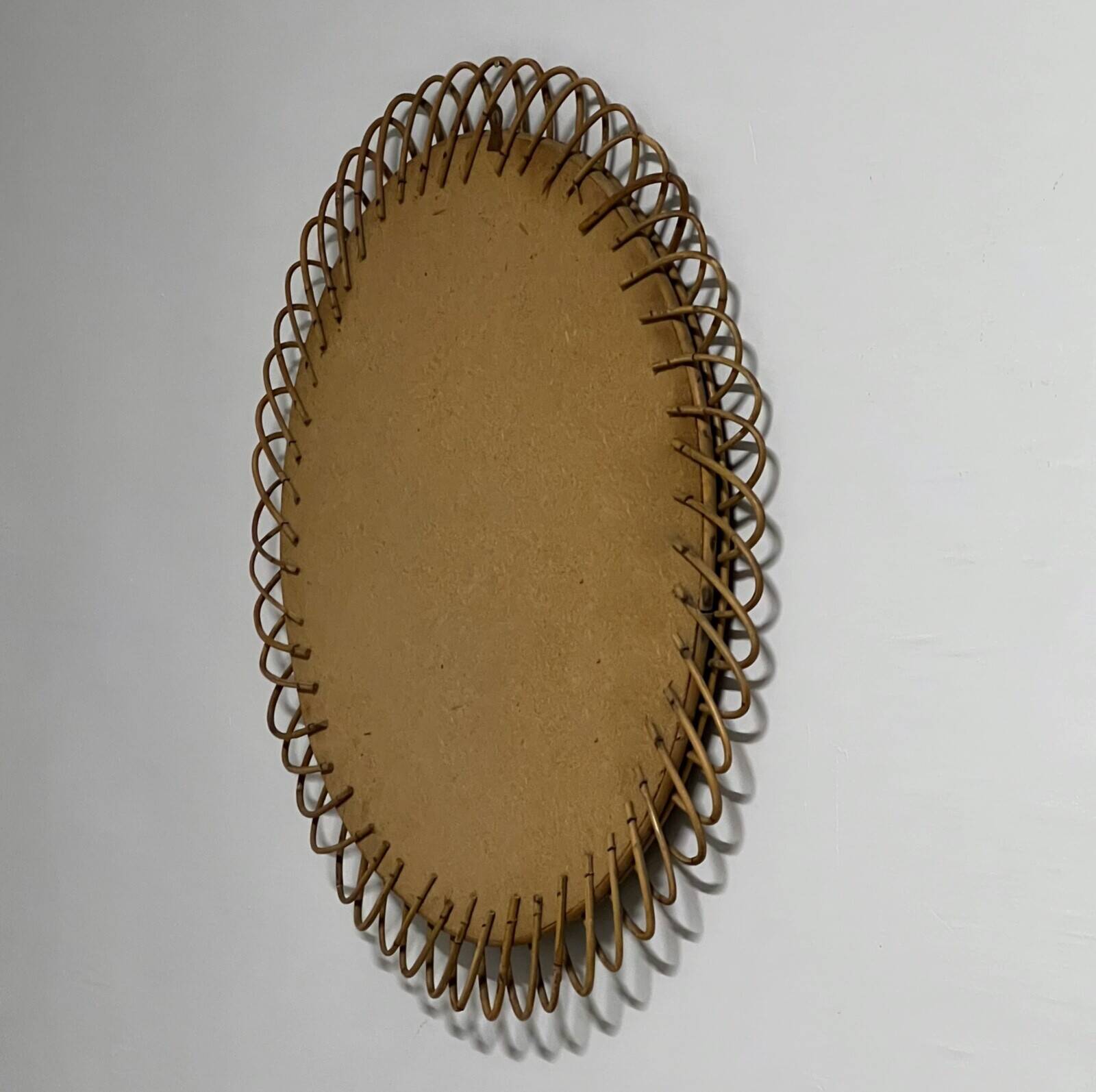 Large mirror from the 1950s. Made of bamboo. Vintage design in the Bonacina style.