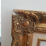 Old gilded frame in solid wood and plaster.