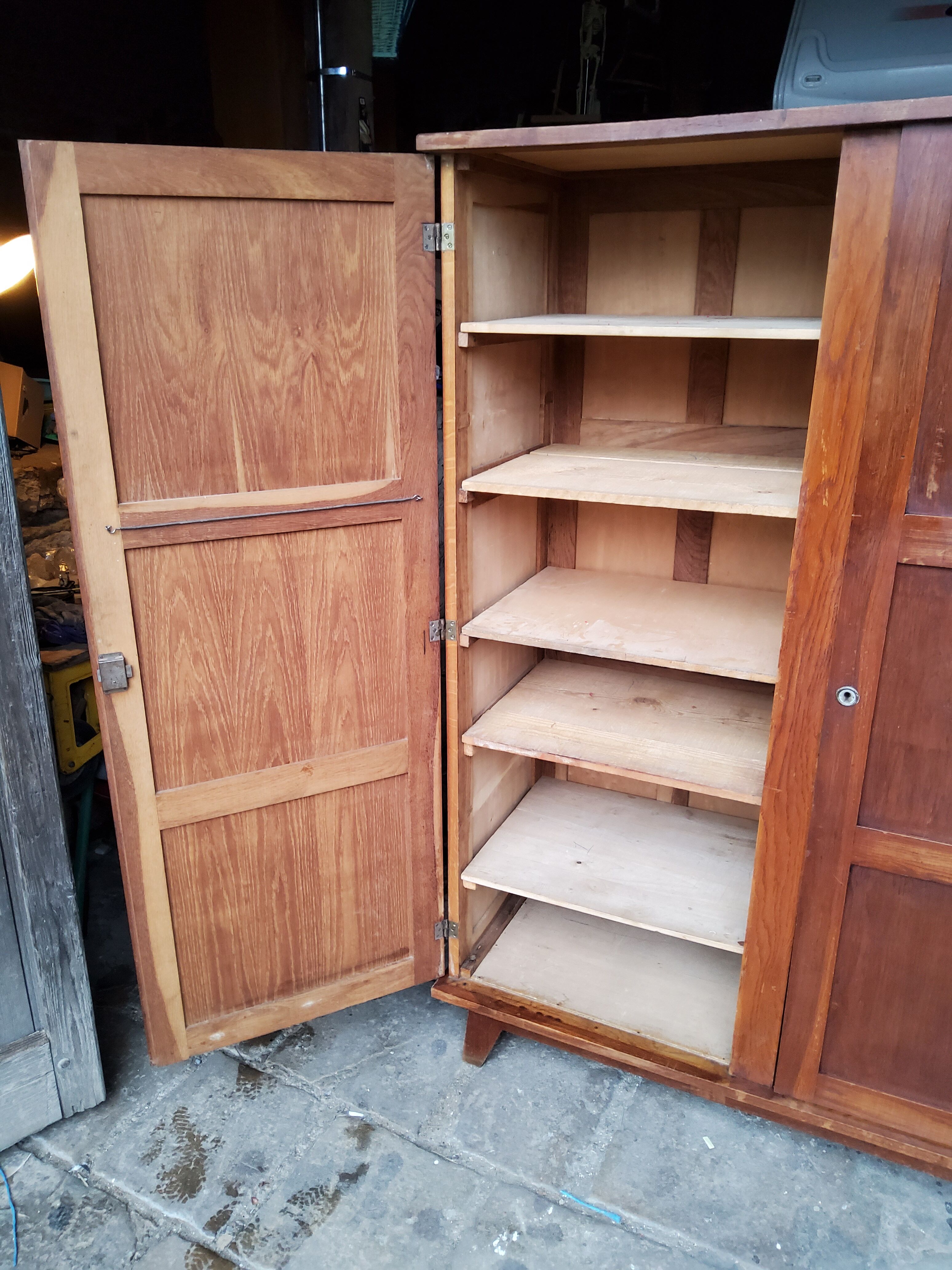 Armoire de sinistré de René Gabriel