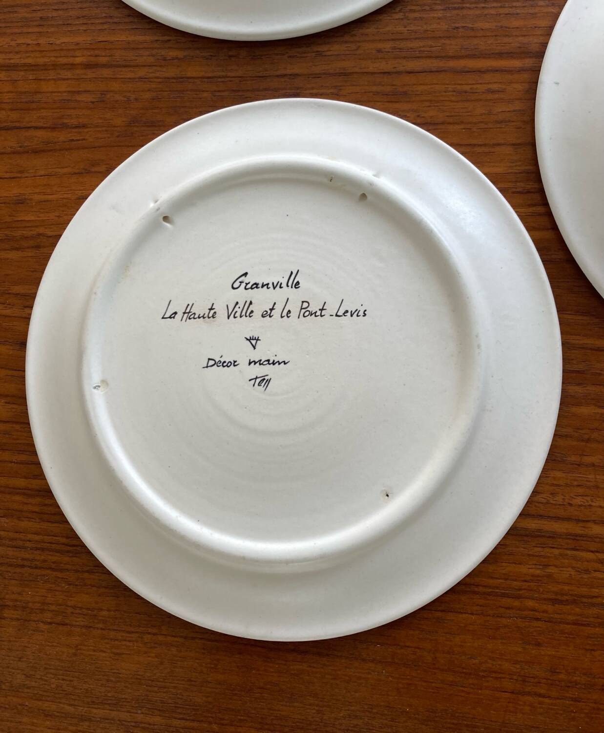 Granville Tess ceramic plates
