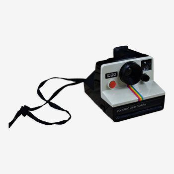 Polaroid 1000 camera