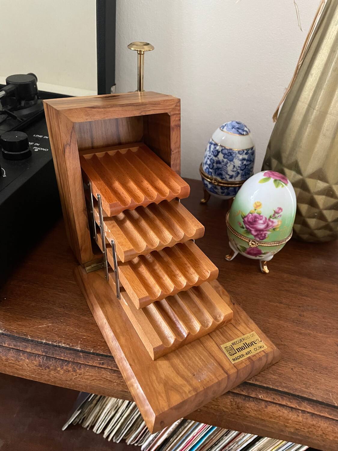 Vintage olive wood cigarette case/box dispenser