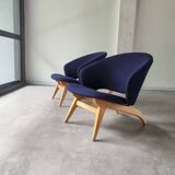 Set of two mid century lounge or cocktail chairs by Theo Ruth for Artifort