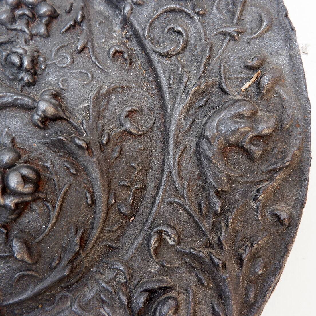 Late 19th century decorative medallion, American Radiator Company