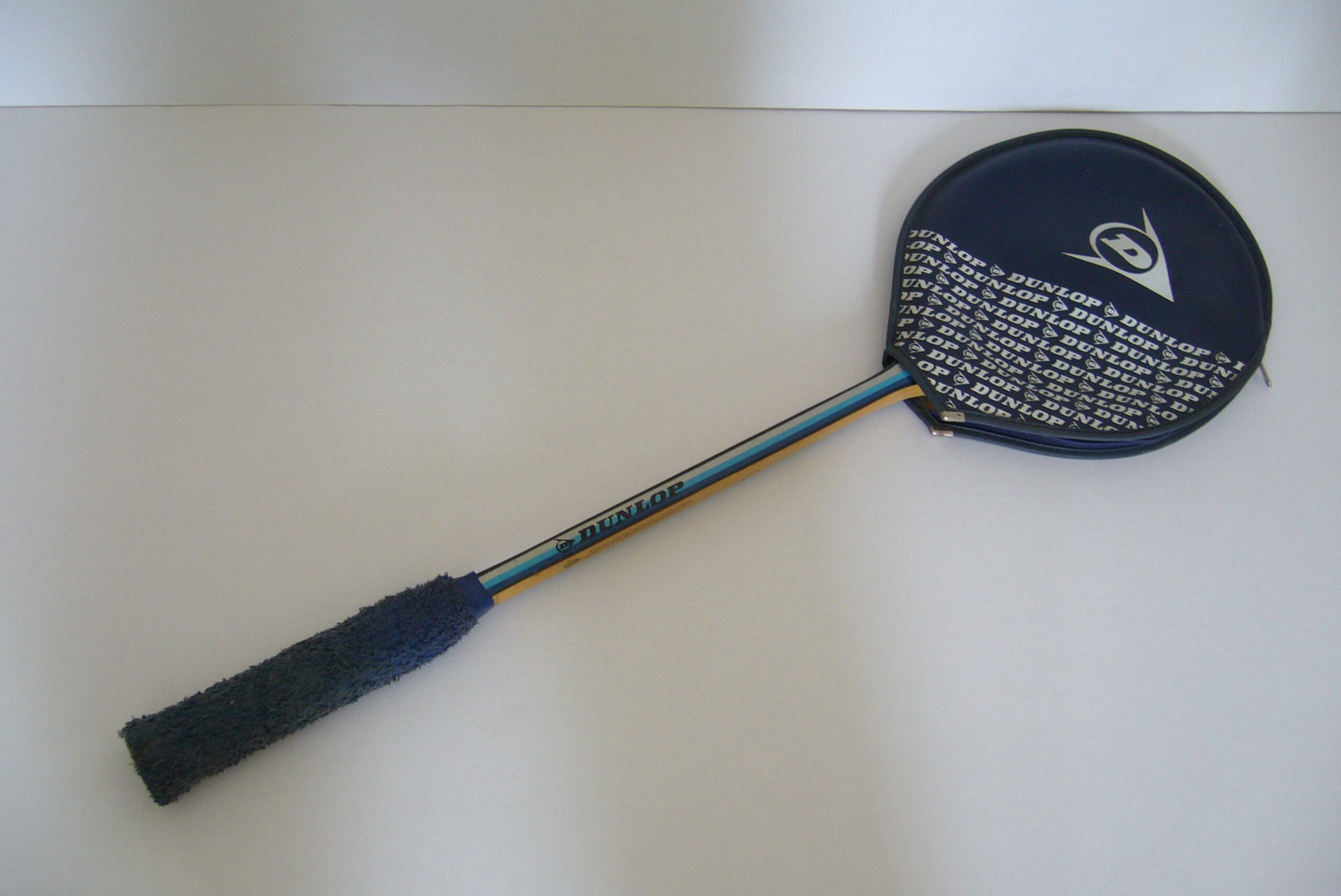 Raquette de squash Dunlop vintage en bois