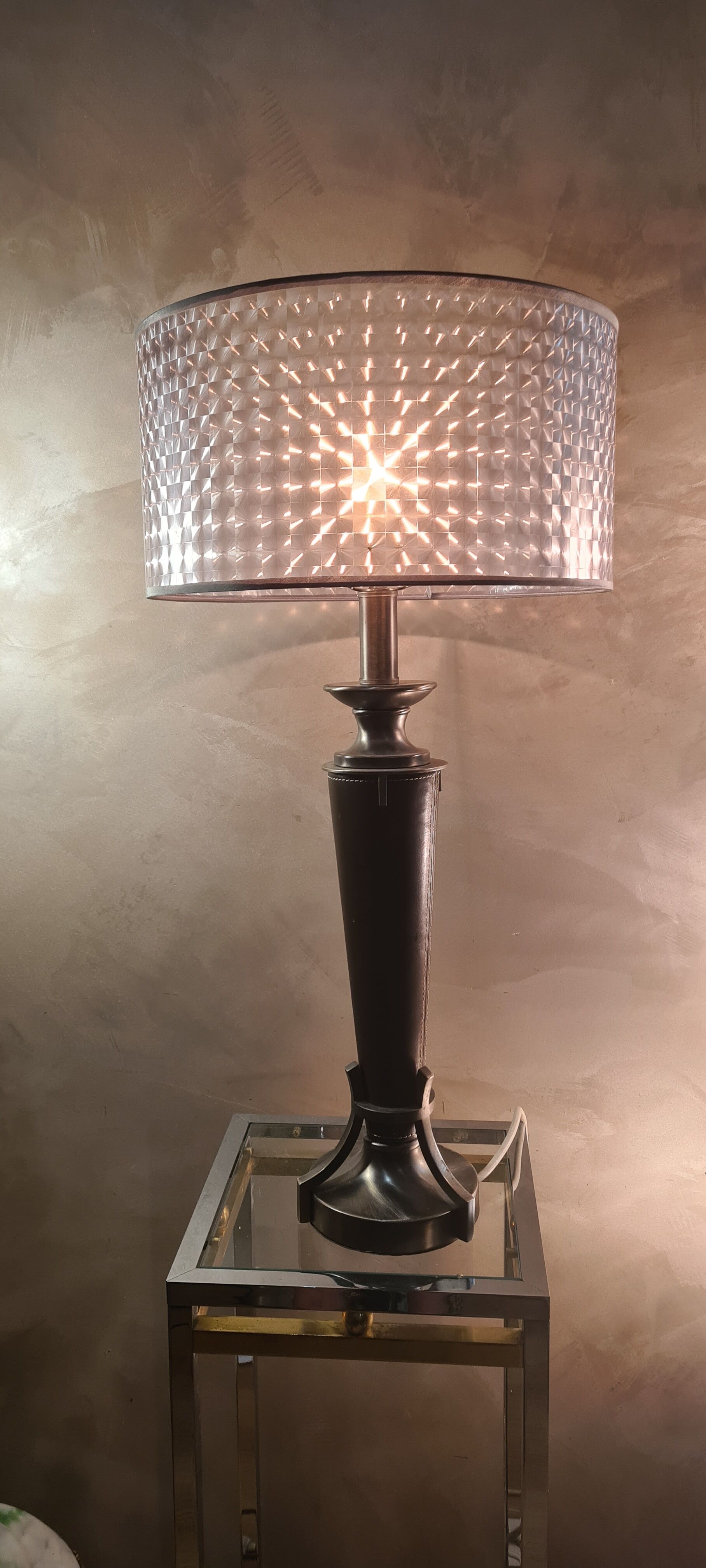 Lamp 1970 sheathed in brown leather iron brush 48xh74