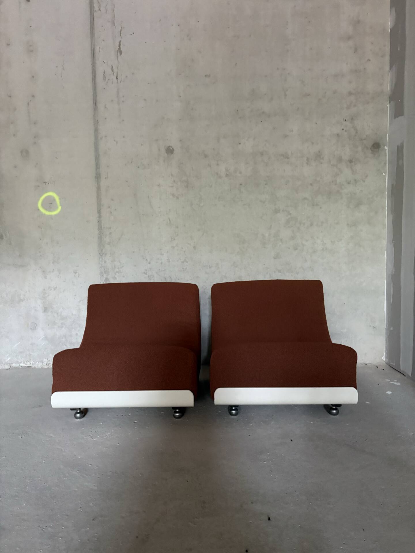Ensemble (2) de fauteuils "Orbis" Lounge
