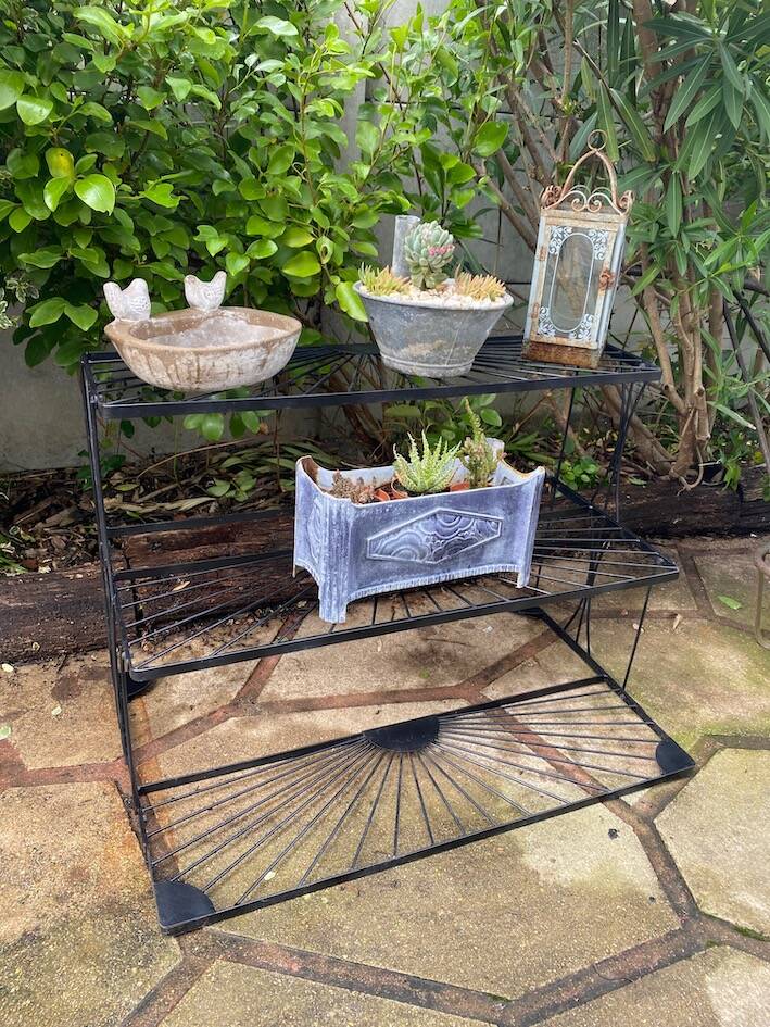 1960 plant stand