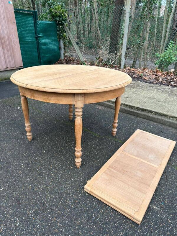 Table à manger ronde extensible Louis Philippe XIXème rénovée 200cm