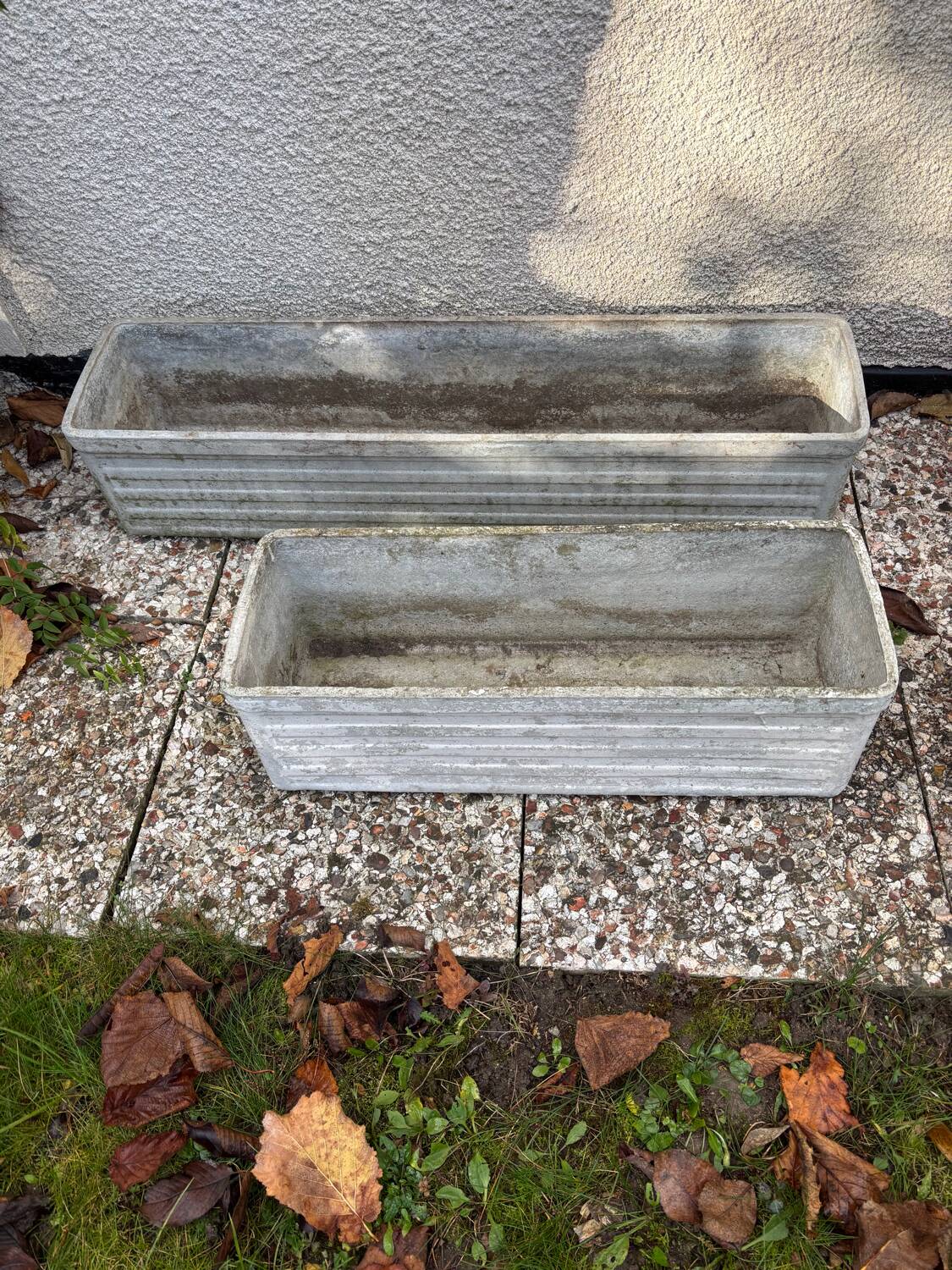 Set of 4 fibreglass planters by Willy Guhl