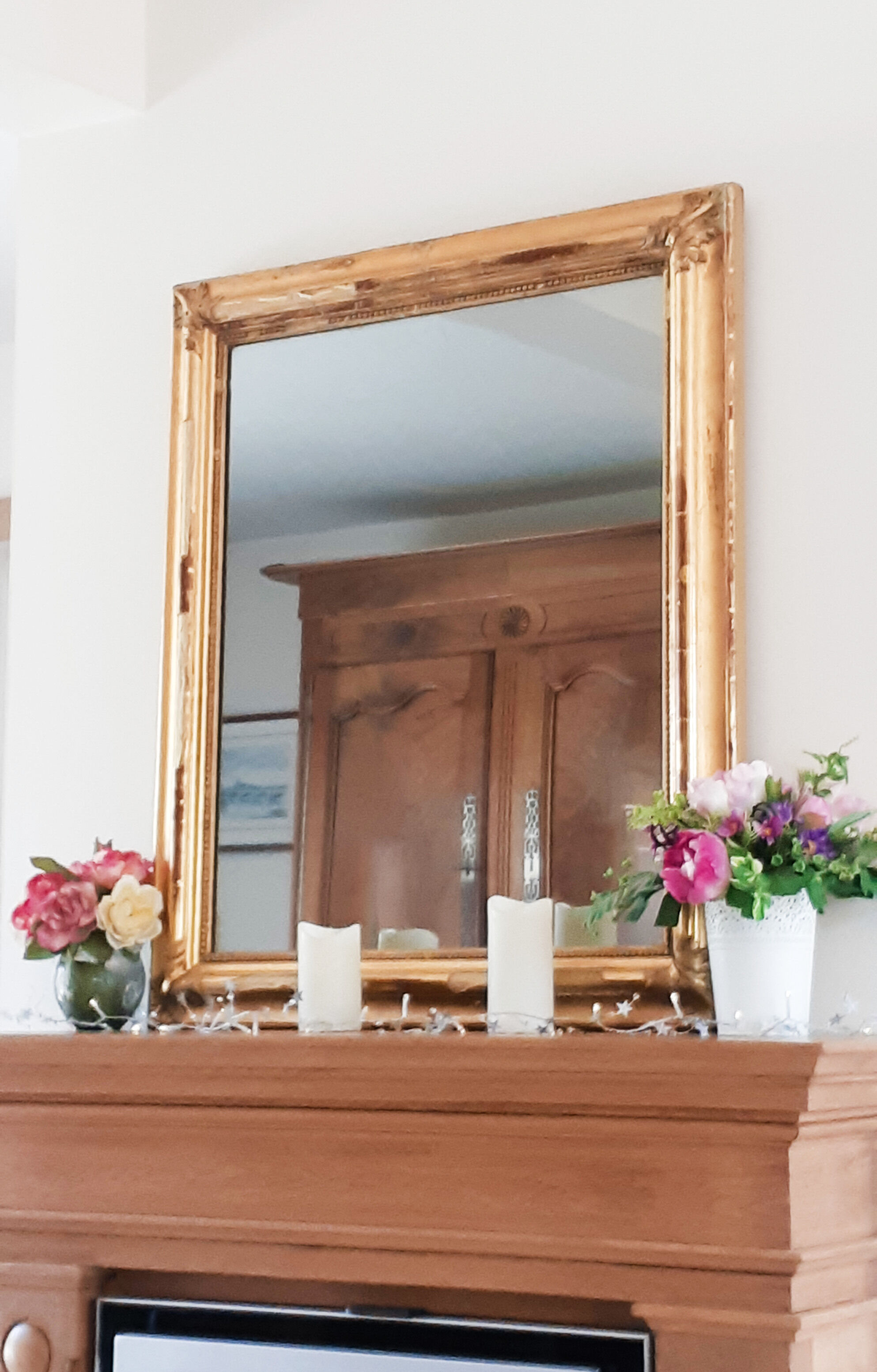 Old mirror in gilded wood Louis XVI style, 97 x 84 cm