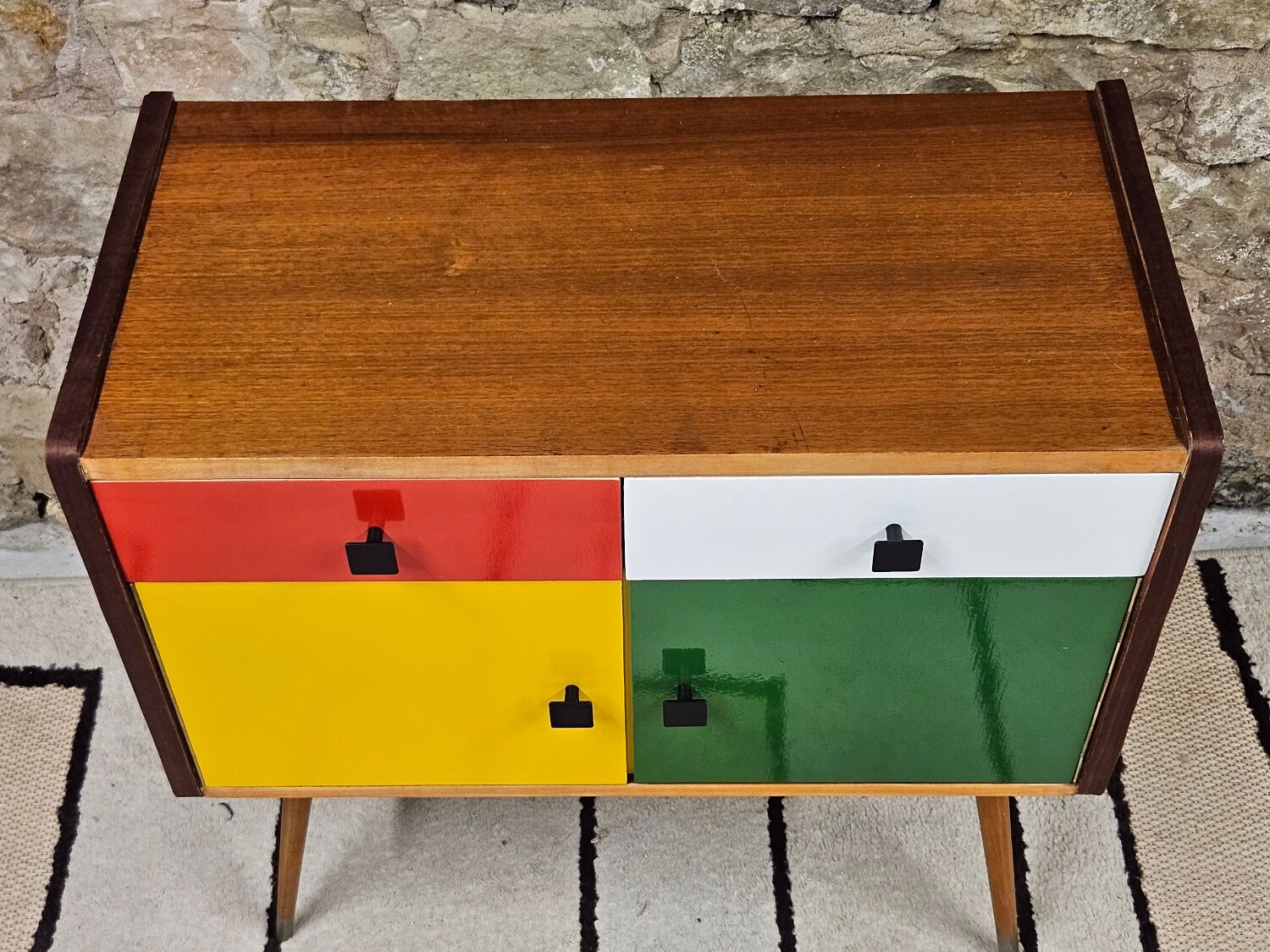 Small furniture rage color 80"