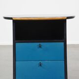 Vintage design (bedside) table by Umberto Asnago for Giorgetti on wheels