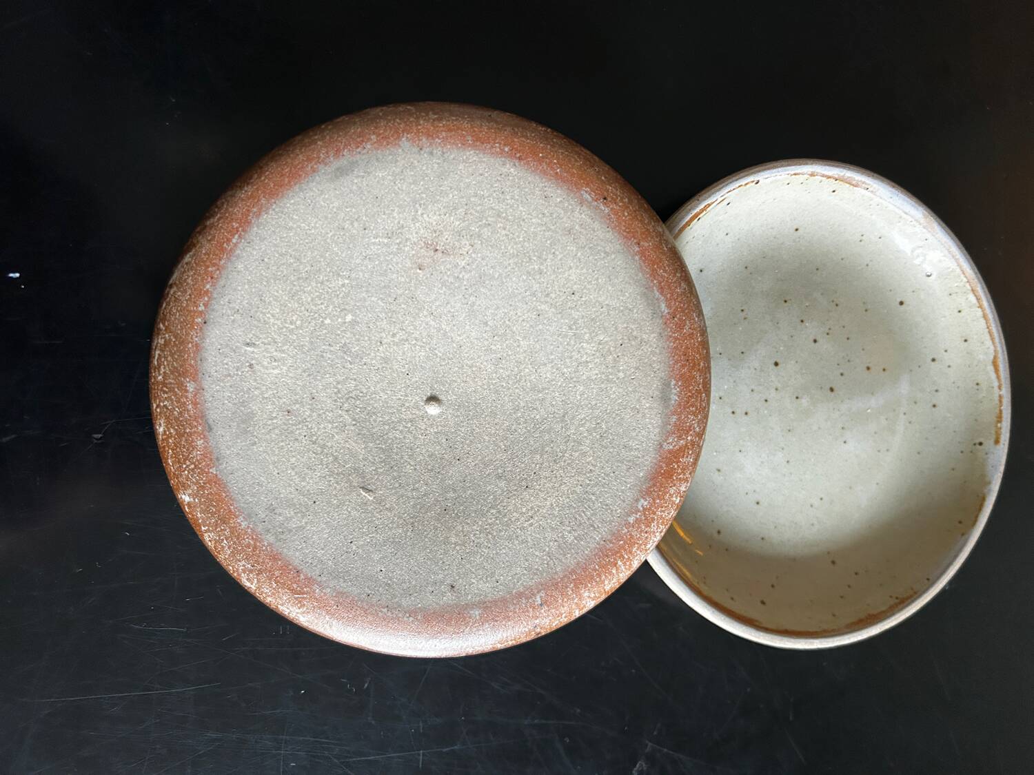 Assiettes plates Grés du Marais