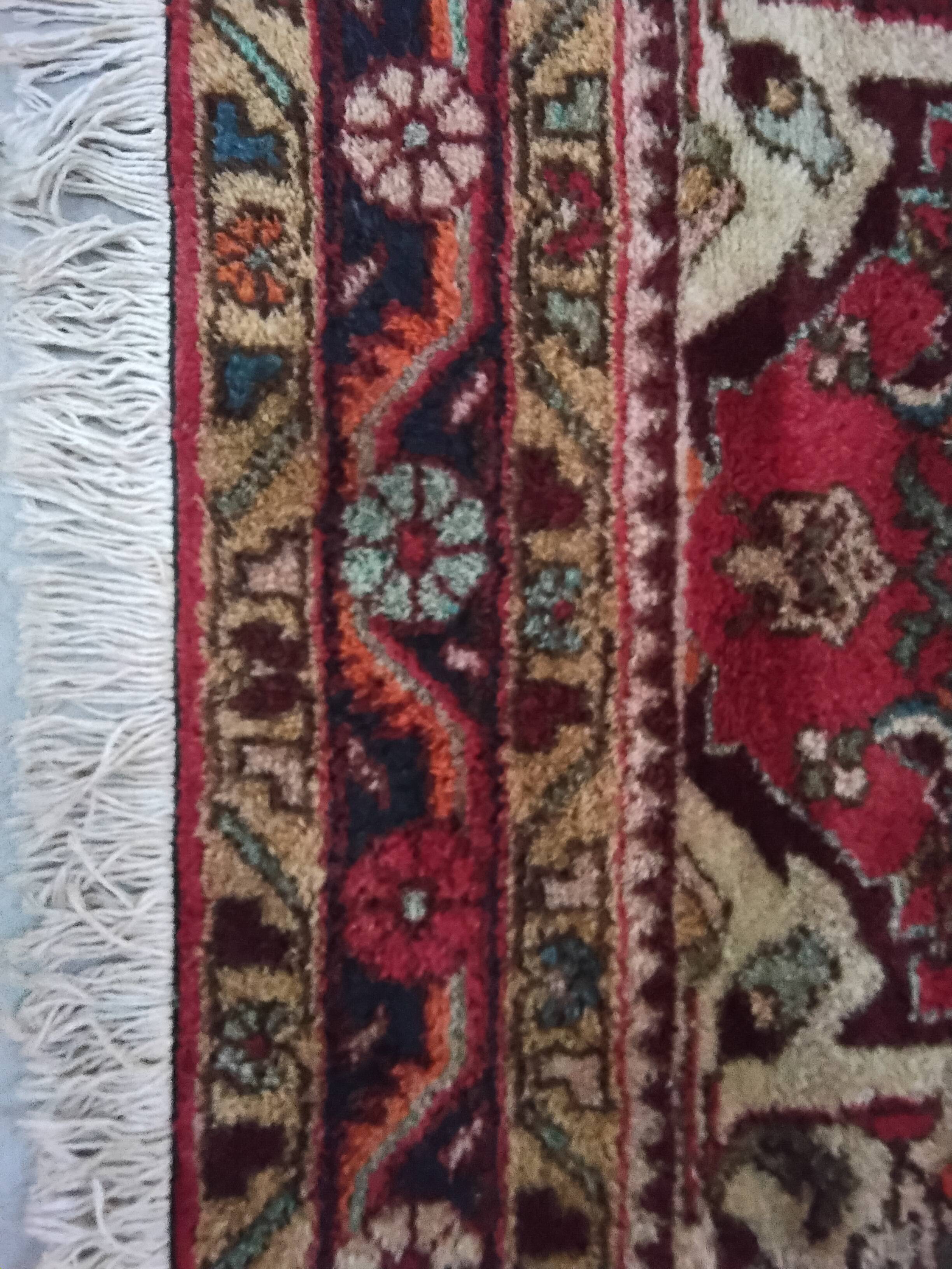 Grand Persian Carpet Hamadan – Floral "All-Over" Design – 202 x 116 cm