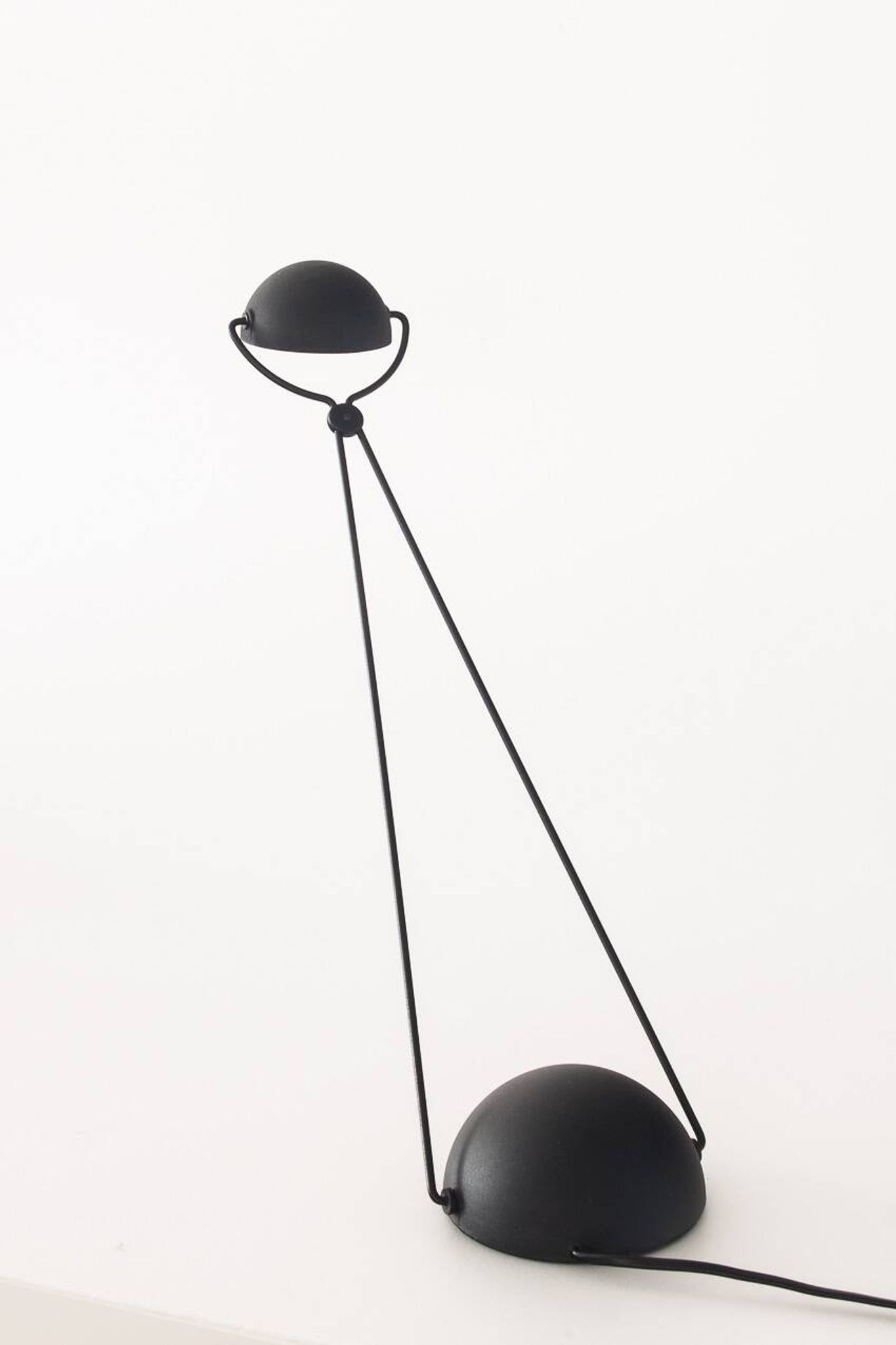 “Meridiana” table lamp. Design by Paolo Piva for Stefano Cevoli. Italy, 80's