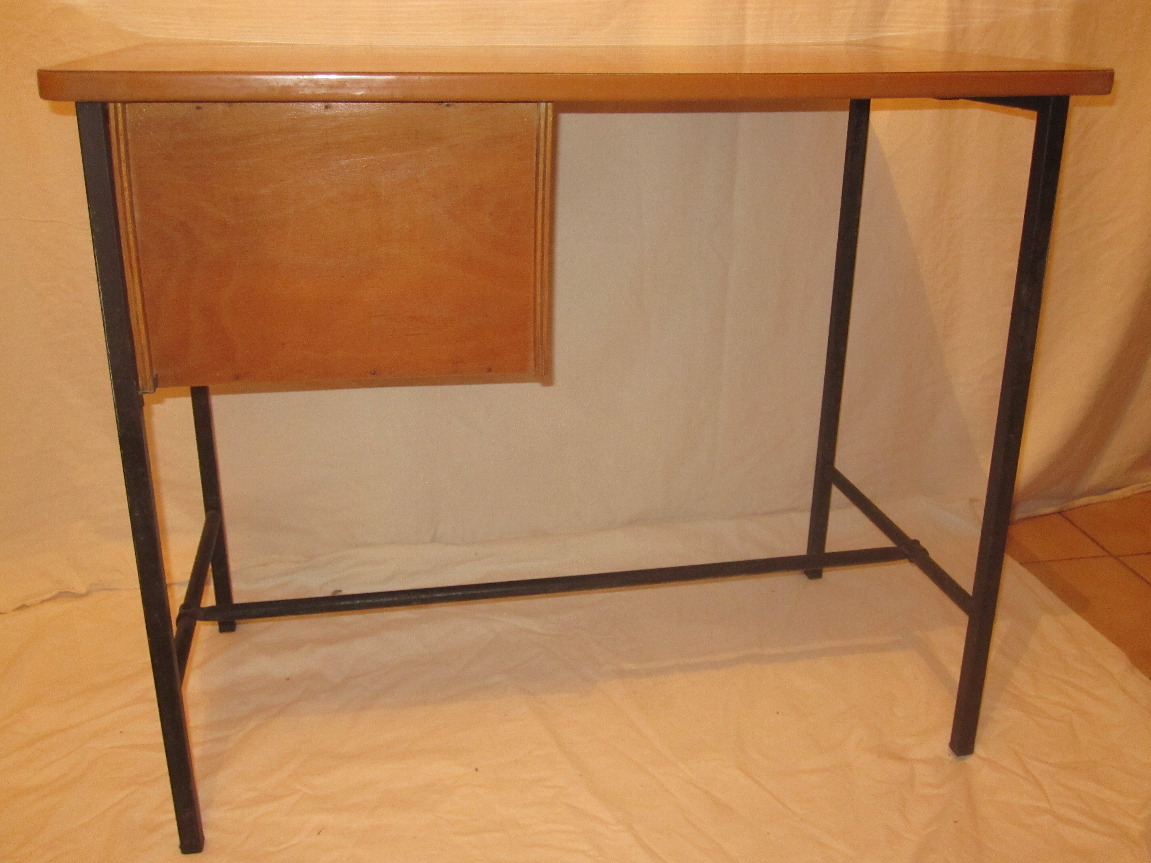 Desk vintage formica