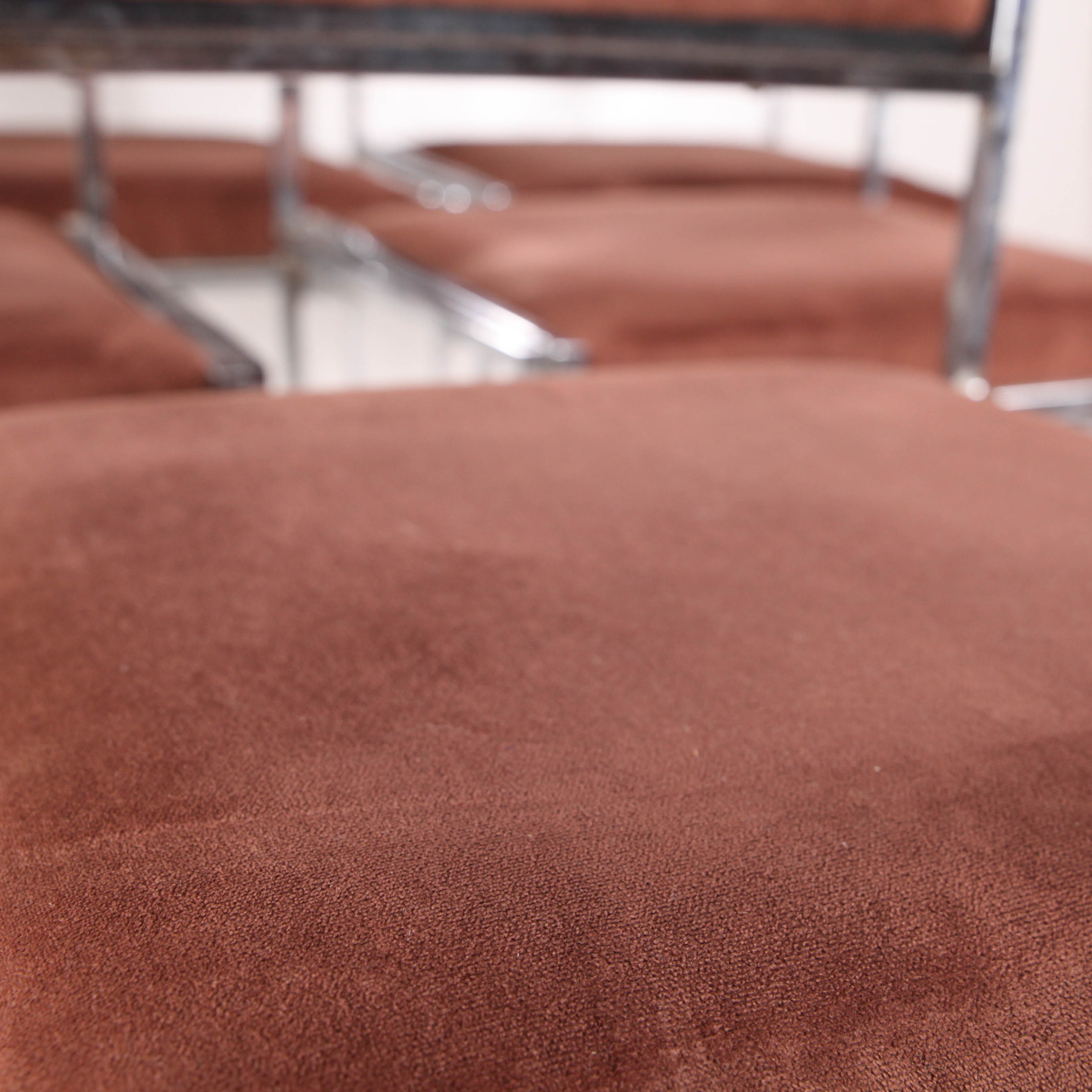 Suite of 6 chairs in chromed steel and brown velvet circa 1970