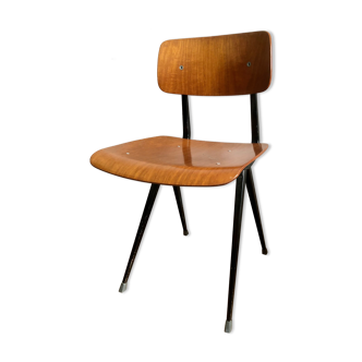 Chaise Result par Friso Kramer , Ahrend de Cyrkel, année 68