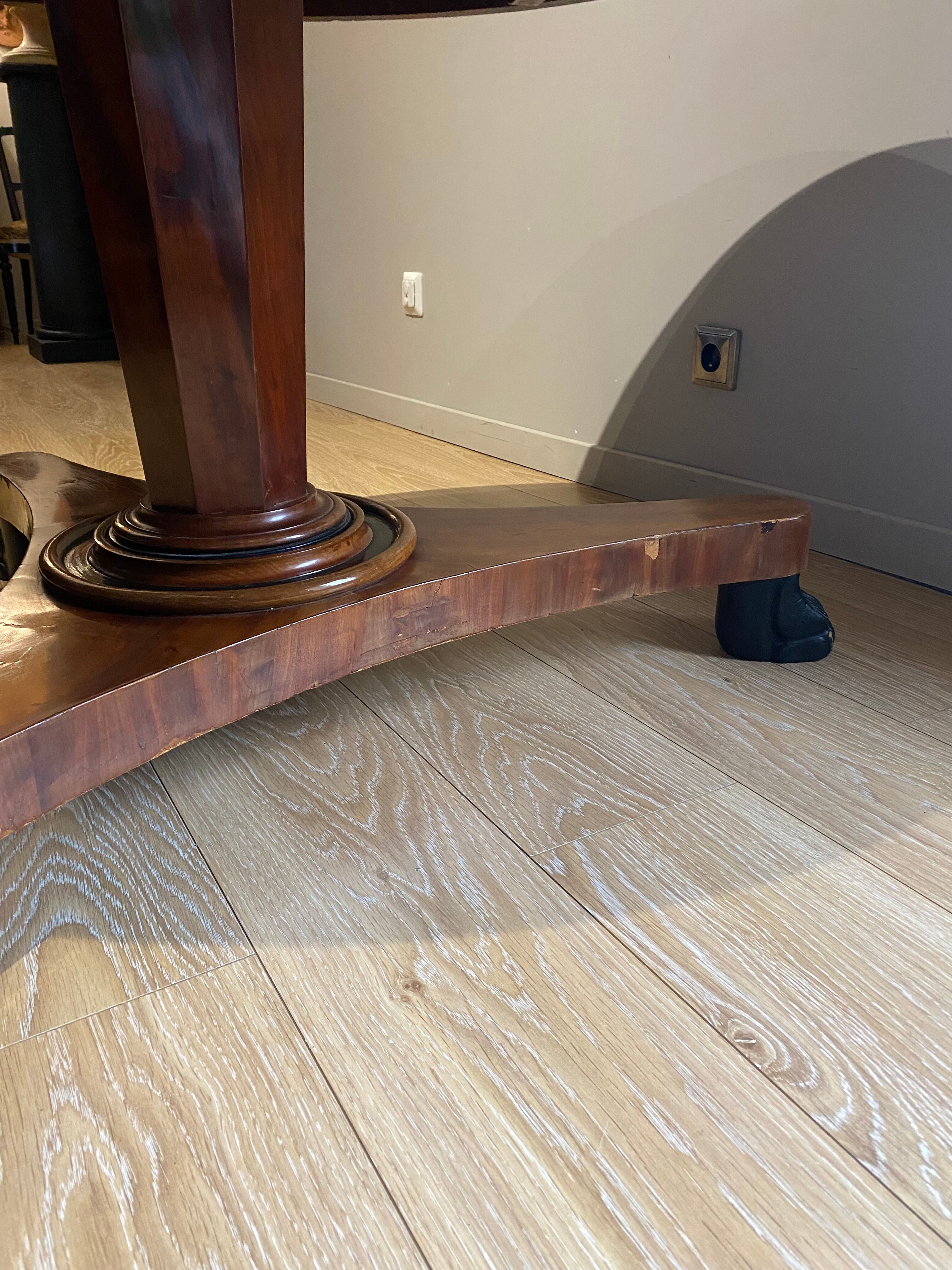 Dining table Empire nineteenth century