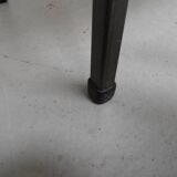 Petite table d'appoint du milieu du siècle