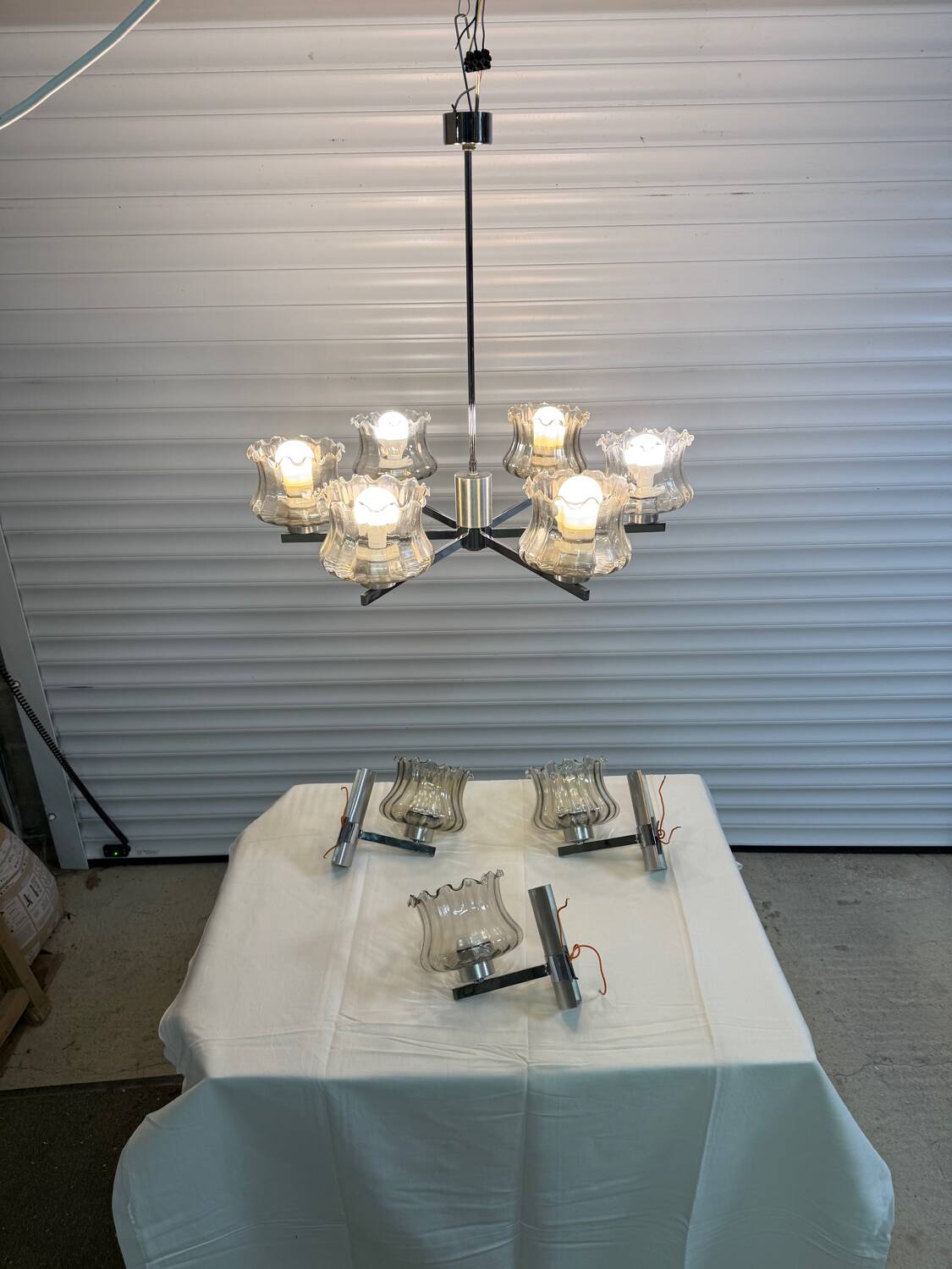 Vintage suspension and wall lights