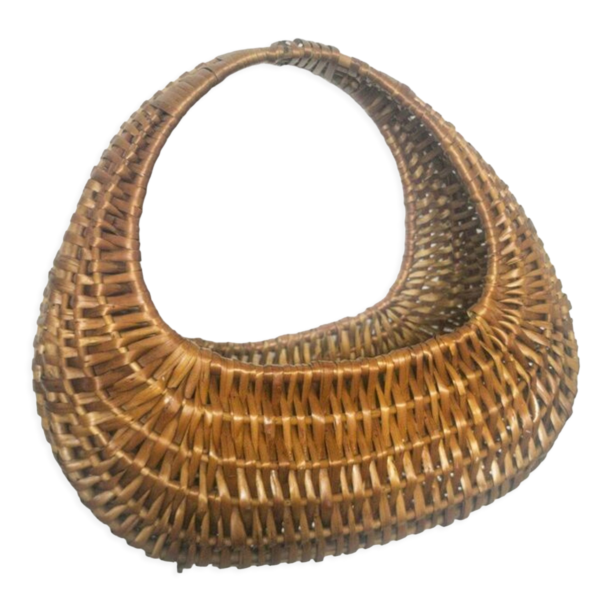 Woven wicker gondola basket