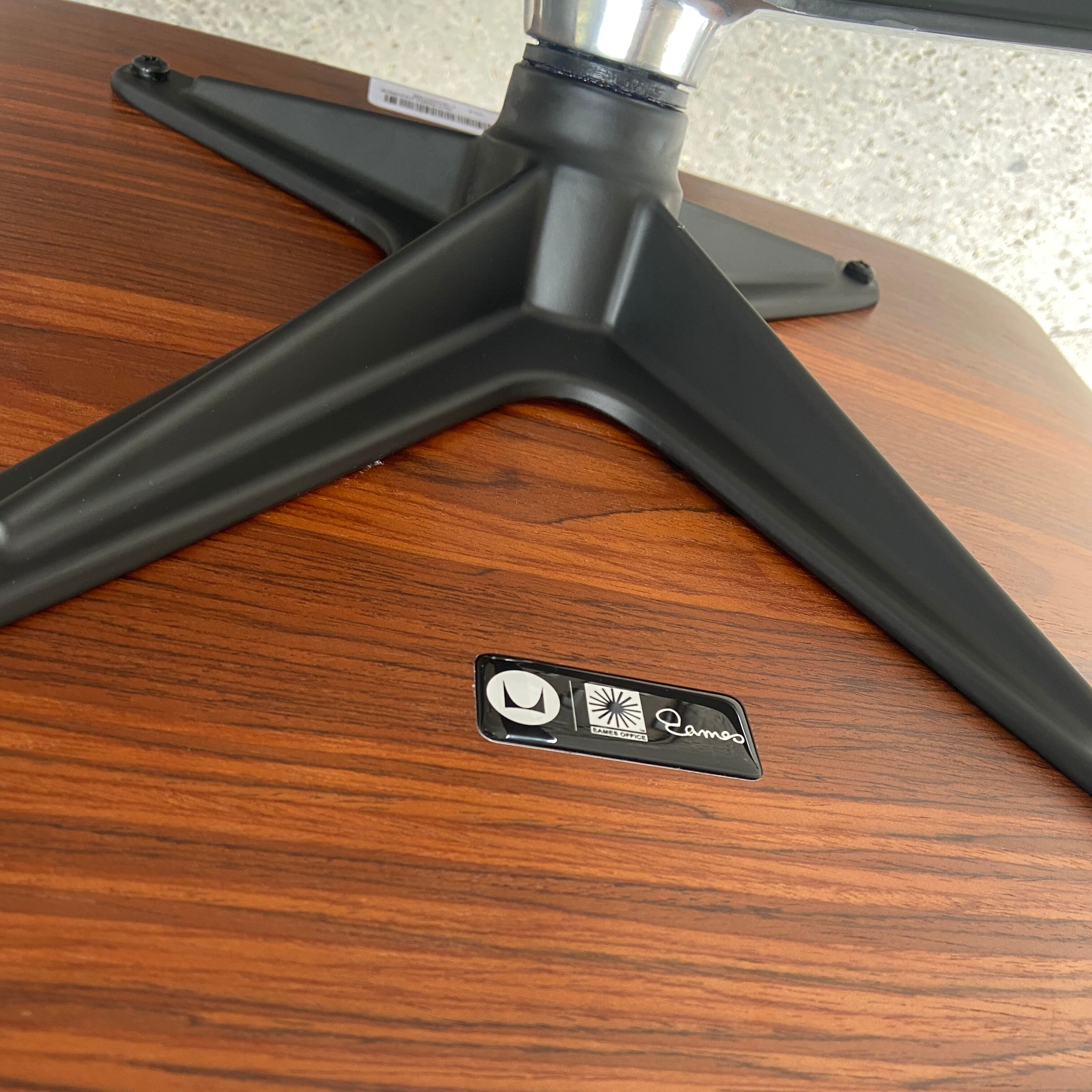 Charles & Ray Eames Lounge Chair 2017 Herman Miller Edition