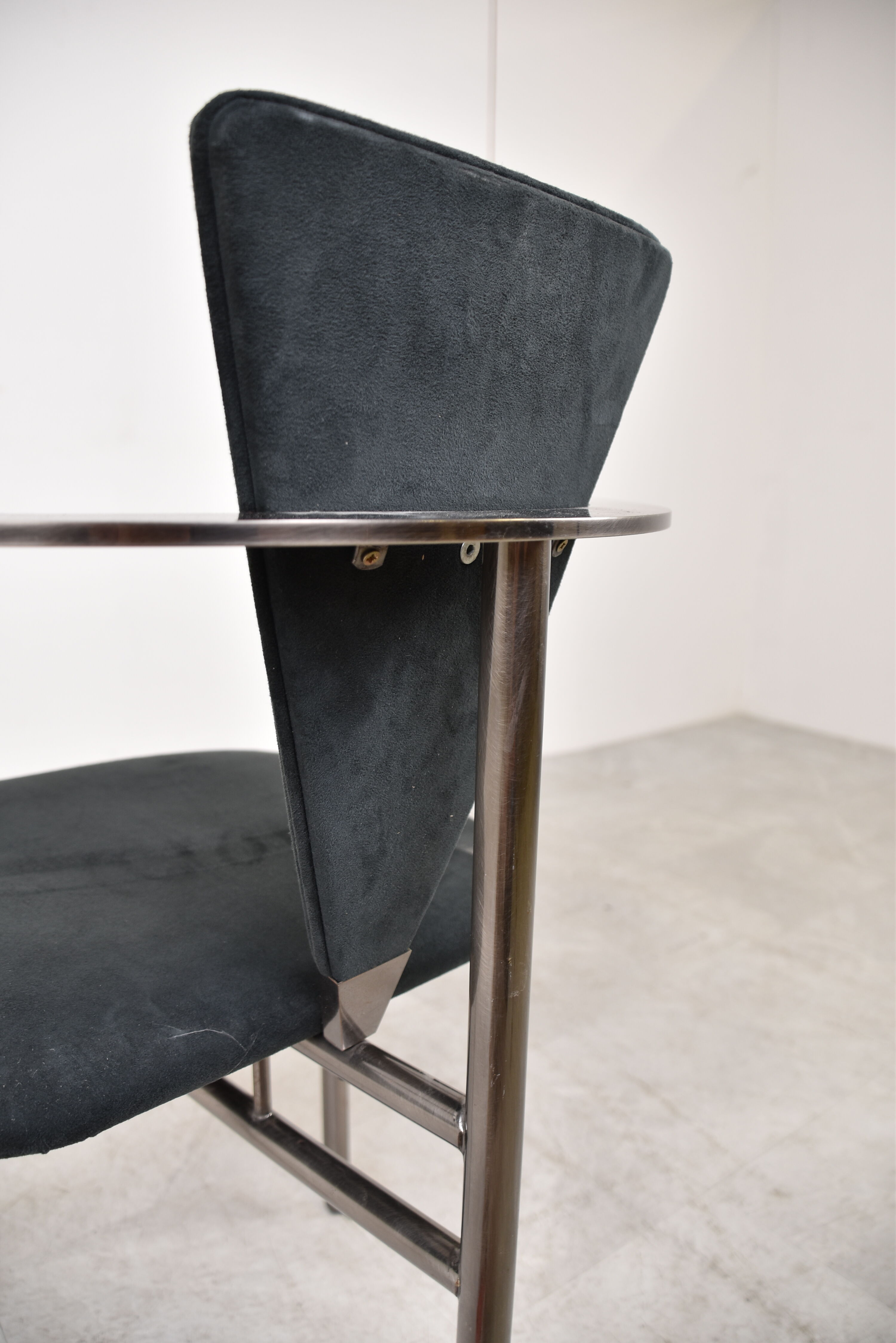 Set of 8 post modern dining chairs by Belgochrom, 1980s