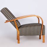 Paire de fauteuils inclinables Art Déco restaurées en noyer, nouveau rembourrage, Tchéquie, années 1930