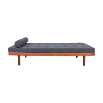 Danish Teak Daybed from Horsnaes Møbler