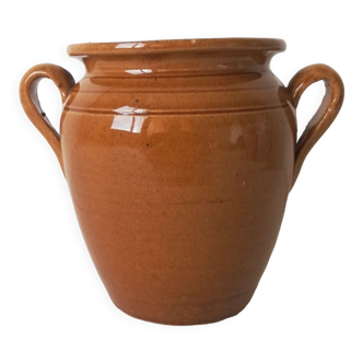 Sandstone pot