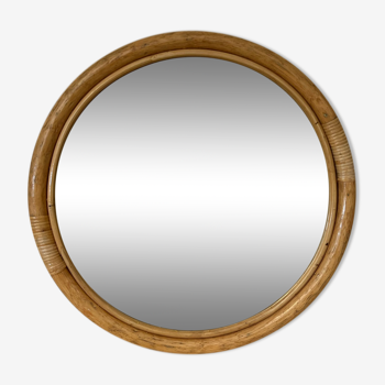 Round rattan mirror