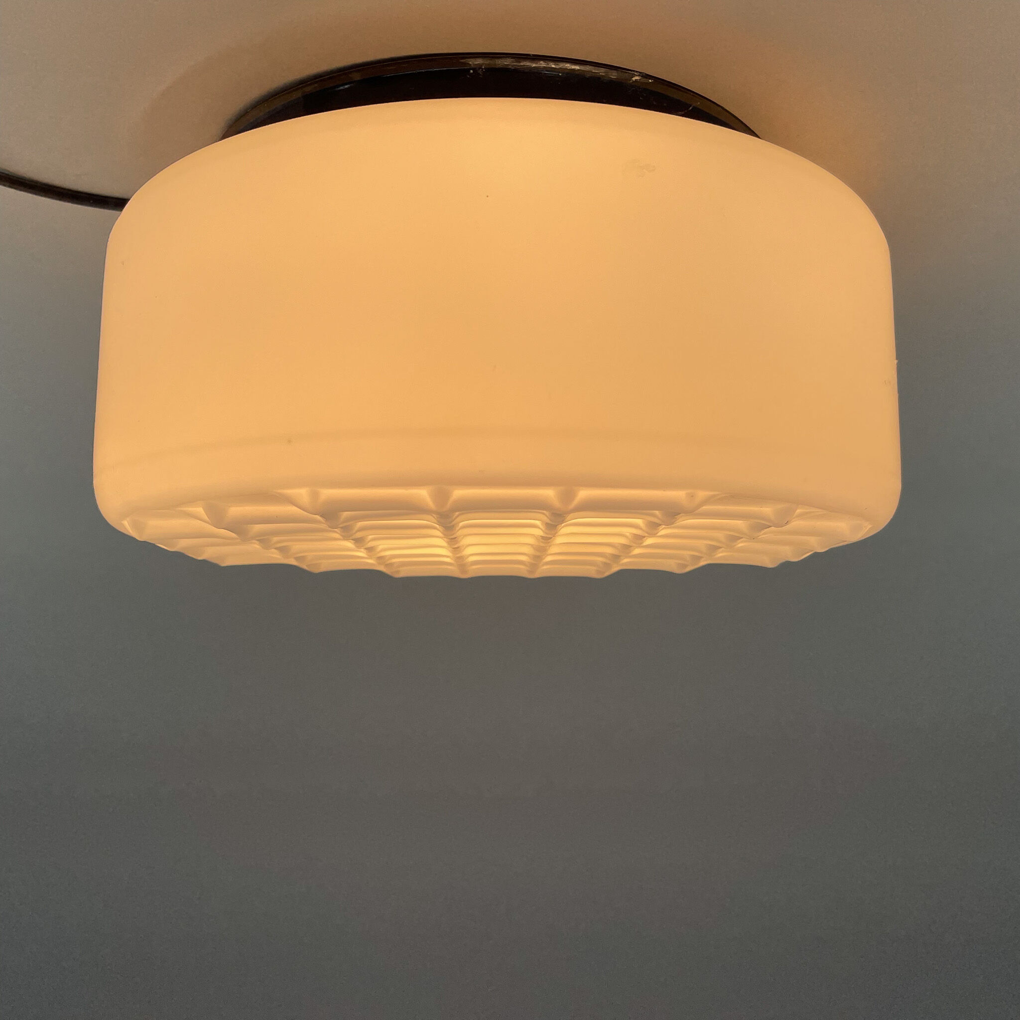 Mid-century flush mount