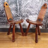 Pair of tripod mountain chairs