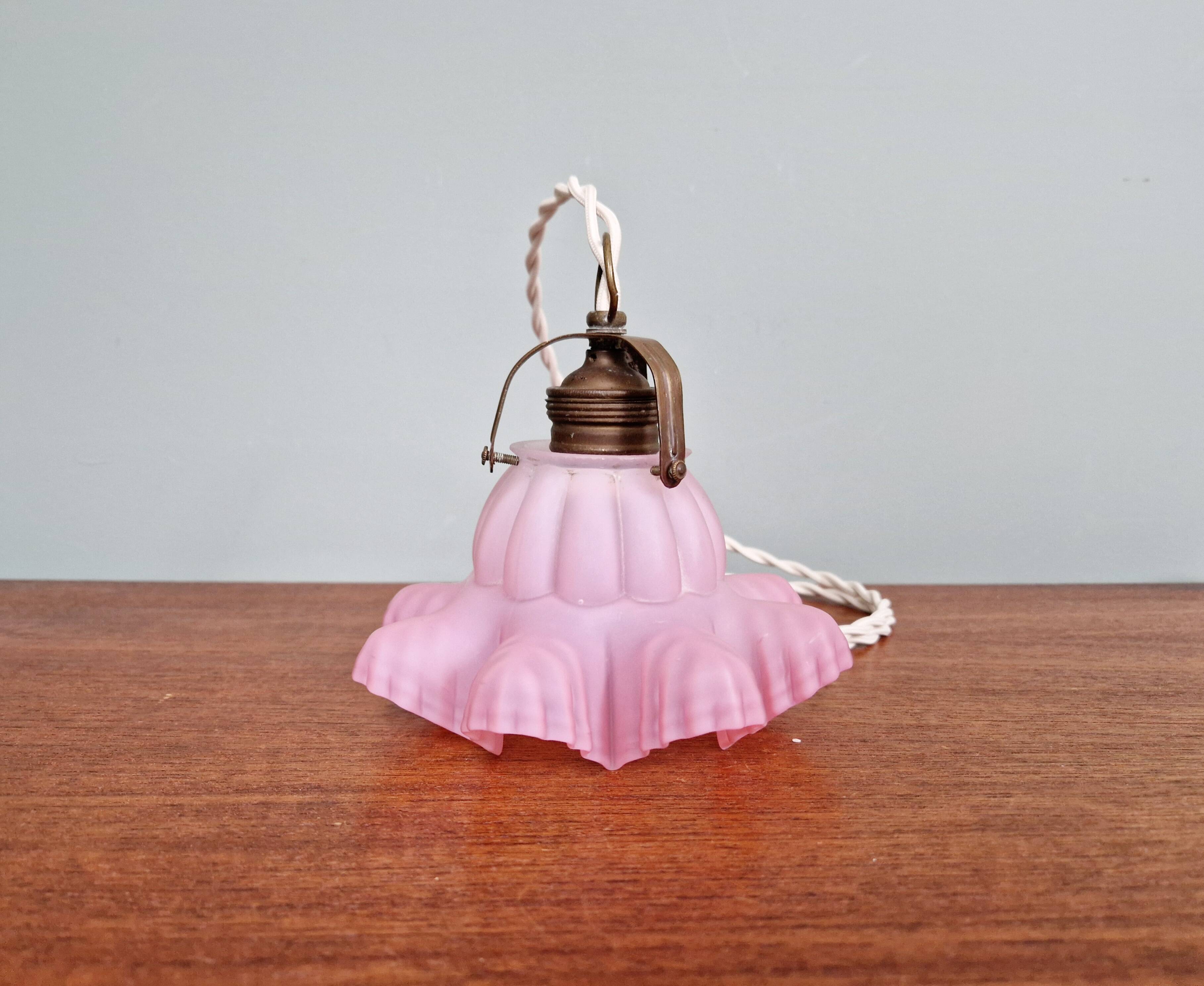Scalloped pink satin glass pendant/lamp, 1920s-30s