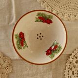 Small vintage ceramic drainer with radish pattern stoneware effect