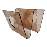 Magazine rack by Michel Dumas for Roche Bobois, smoked plexiglass, 1970s.
