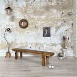Table basse primitive en bois massif