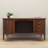 Bureau en noyer, design danois, années 1970, production: Danemark