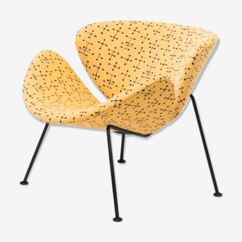 ‘Small Dot Pattern’ Orange Slice lounge chair by Pierre Paulin for Artifort