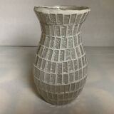 Vase in glittery mosaic