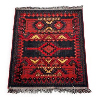 Oriental square rug